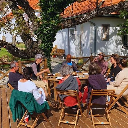 Parokia Apartman Es Coworking A Balaton Mellett Kaptalantoti Εξωτερικό φωτογραφία