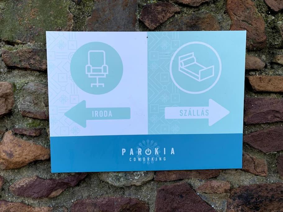 Parokia Apartman Es Coworking A Balaton Mellett Kaptalantoti Εξωτερικό φωτογραφία