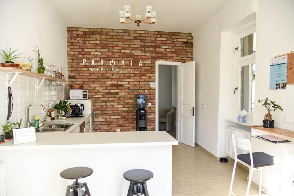 Parokia Apartman Es Coworking A Balaton Mellett Kaptalantoti Εξωτερικό φωτογραφία