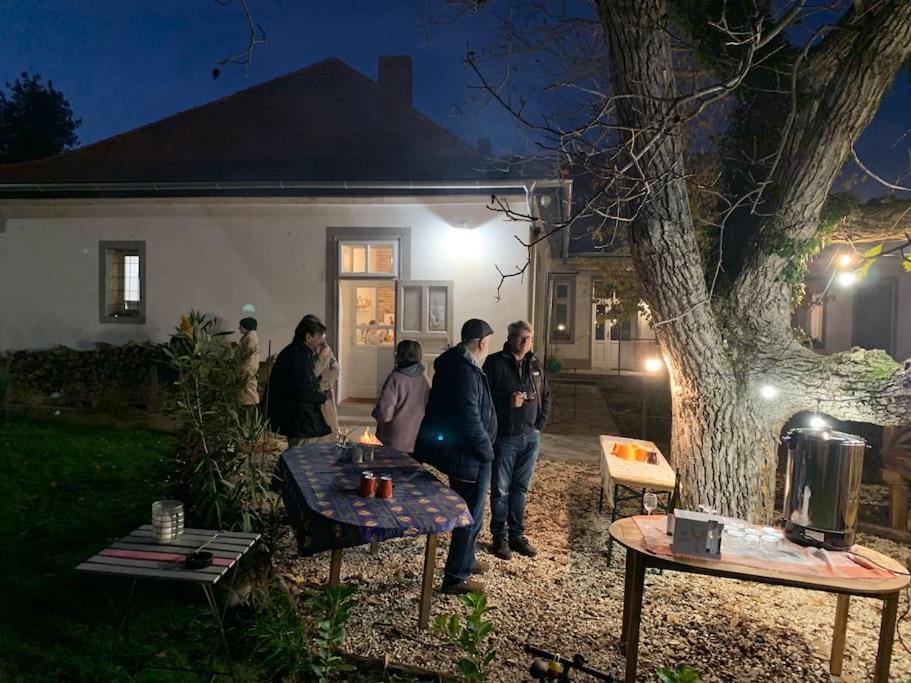 Parokia Apartman Es Coworking A Balaton Mellett Kaptalantoti Εξωτερικό φωτογραφία